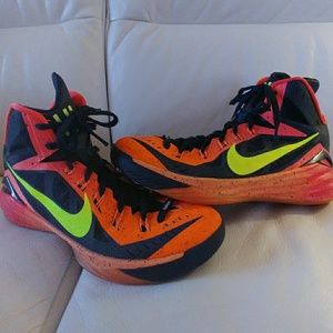 Nike Men's CHI size 10